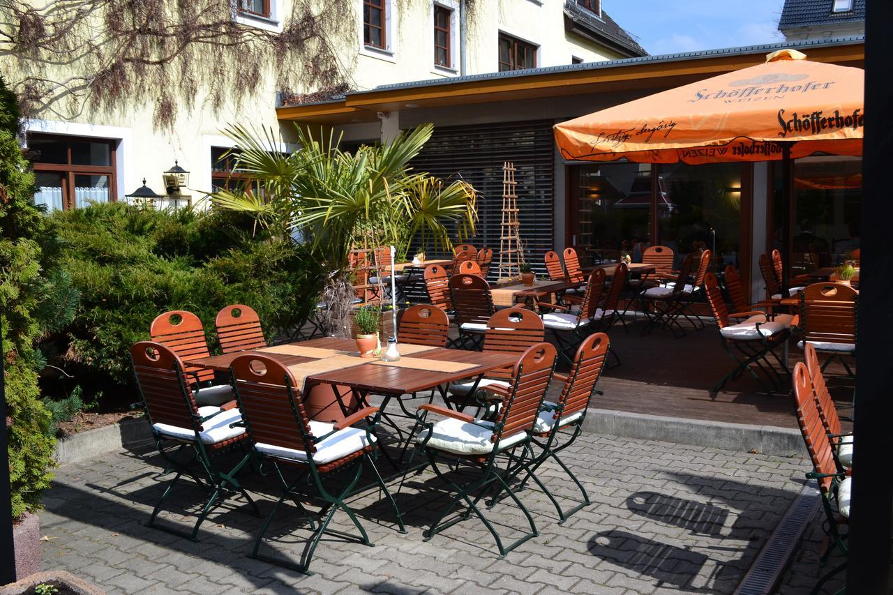 Elegant-Hotel "Zur Burg" Posterstein Exterior photo
